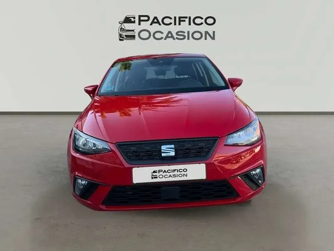 Usado Seat Ibiza Reference 80 CV (58 kW) 2022 Rojo Utilitario