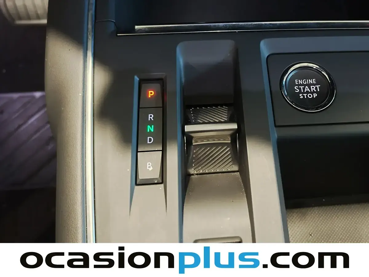 Usado Citroën C5 225 CV (165 kW) 2024 Gris Pickup/Camioneta