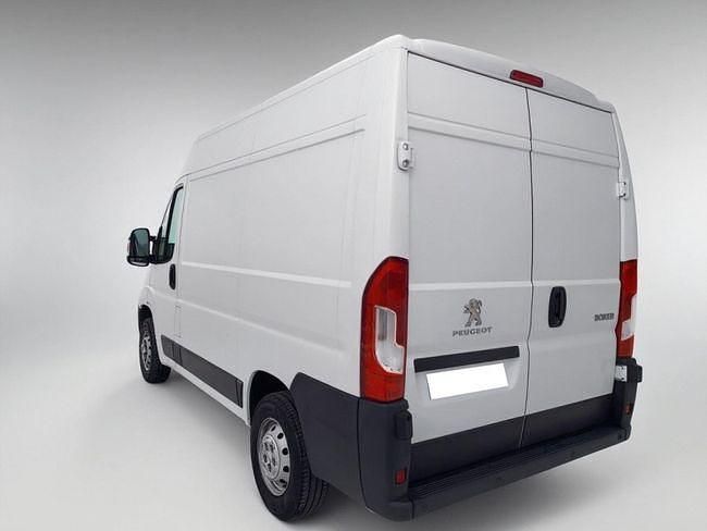 Usado Peugeot Boxer Premium 111 CV (81 kW) 2018 Blanco Van