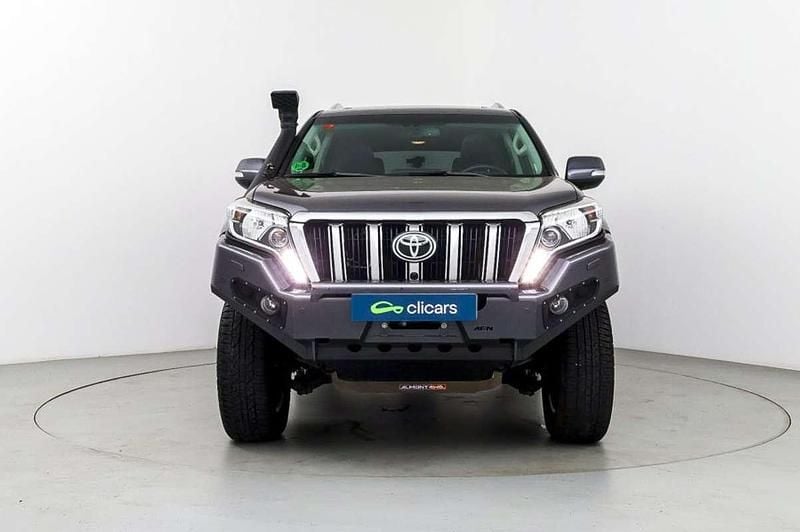 Usado Toyota Land Cruiser 177 CV (130 kW) 2017 Gris SUV