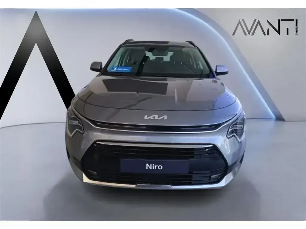 Usado Kia Niro 183 CV (134 kW) 2024 Gris SUV