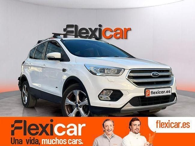 Usado Ford Kuga ST-Line 150 CV (110 kW) 2018 Blanco SUV