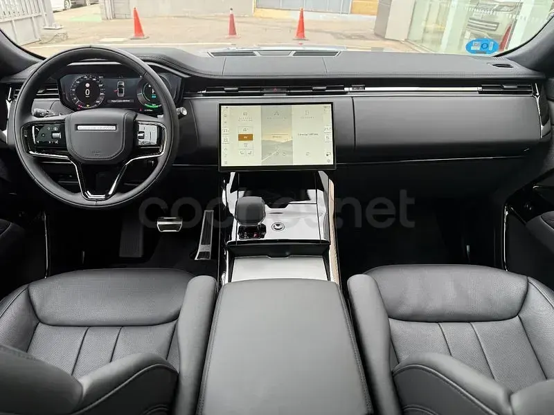 Usado Land Rover Range Rover Sport HSE Dynamic 460 CV (338 kW) 2025 Gris / plata SUV
