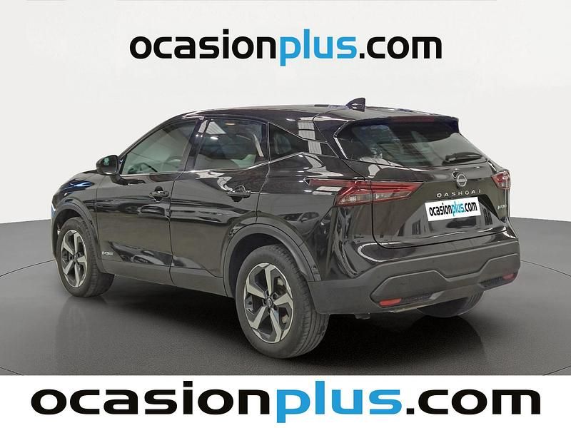 Usado Nissan Qashqai Acenta 190 HP (139 kW) 2024 Preto SUV
