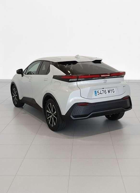 Usado Toyota C-HR Advance 141 CV (103 kW) 2025 Blanco SUV