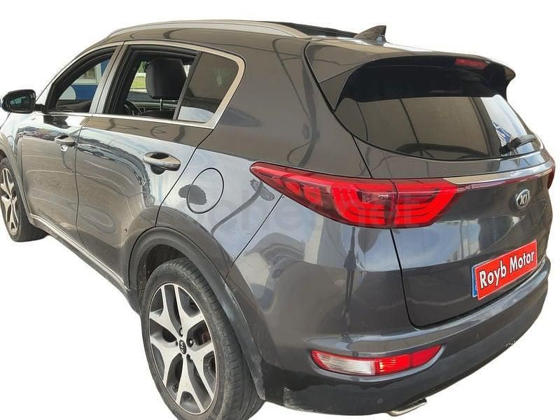 Usado Kia Sportage GT-Line 177 CV (130 kW) 2016 Gris / plata SUV