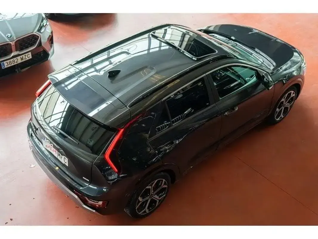 Usado Kia Niro 184 CV (135 kW) 2023 Gris SUV