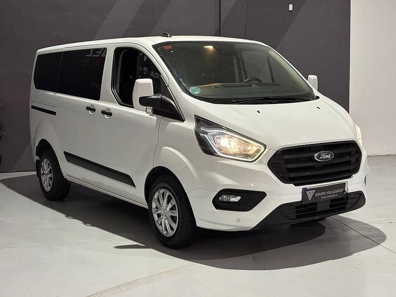 Usado Ford Transit Custom Trend 170 CV (125 kW) 2021 Blanco Familiar