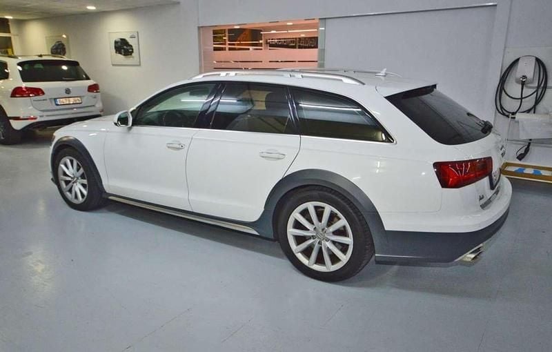 Usado Audi A6 Allroad 218 CV (160 kW) 2018 Blanco Familiar
