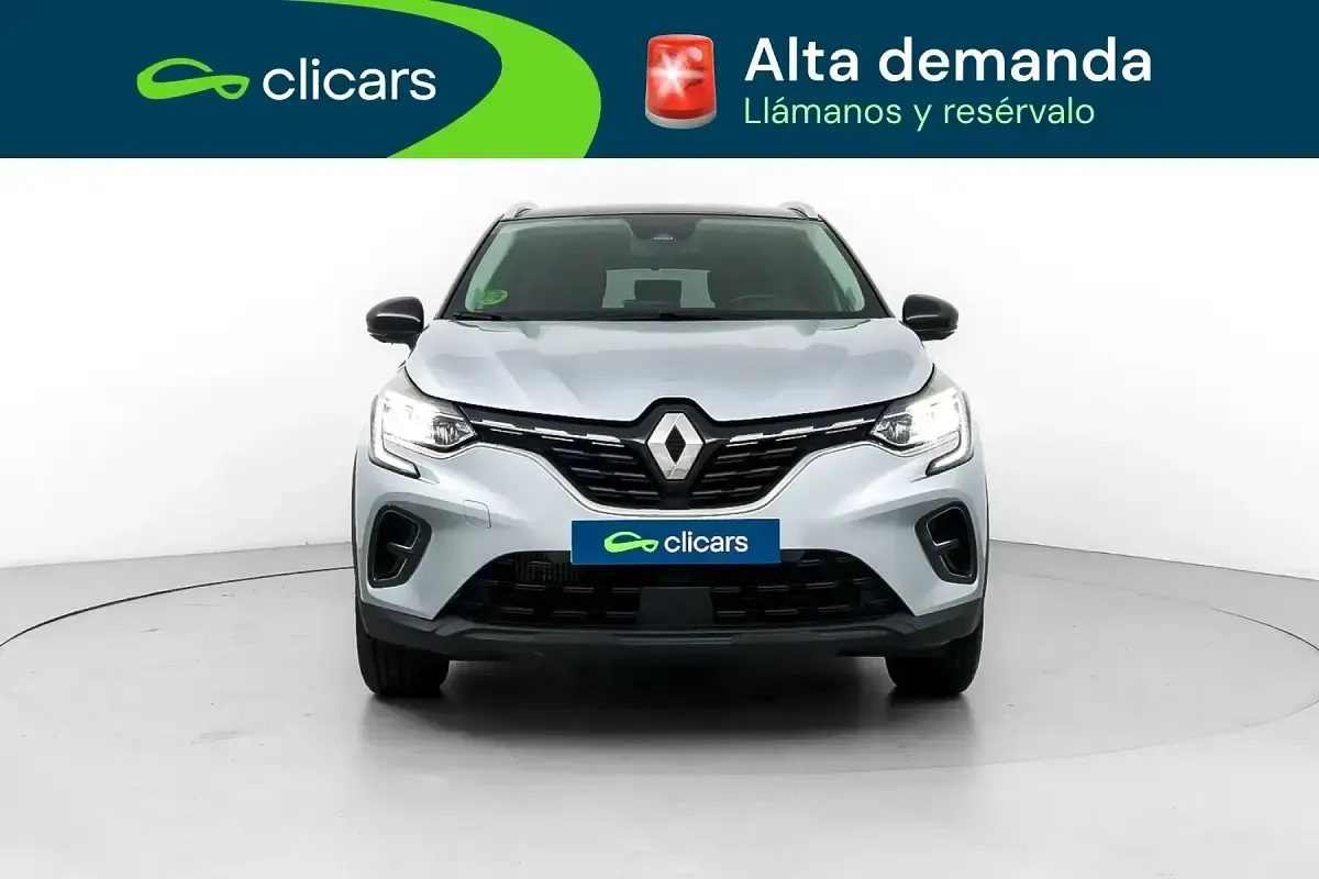 Usado Renault Captur Techno 90 CV (66 kW) 2024 Gris / plata SUV