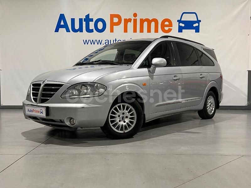 Gris / plata Usado 2007 Ssangyong (KGM) Rodius Limited Monovolumen | 5970 € (Buen precio) - Imagen 1/4