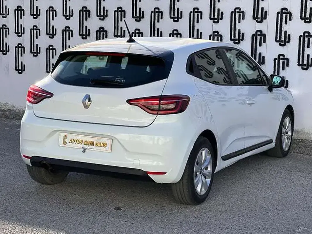 Używany Renault Clio V Business 72 KM (52 kW) 2020 Biały Hatchback