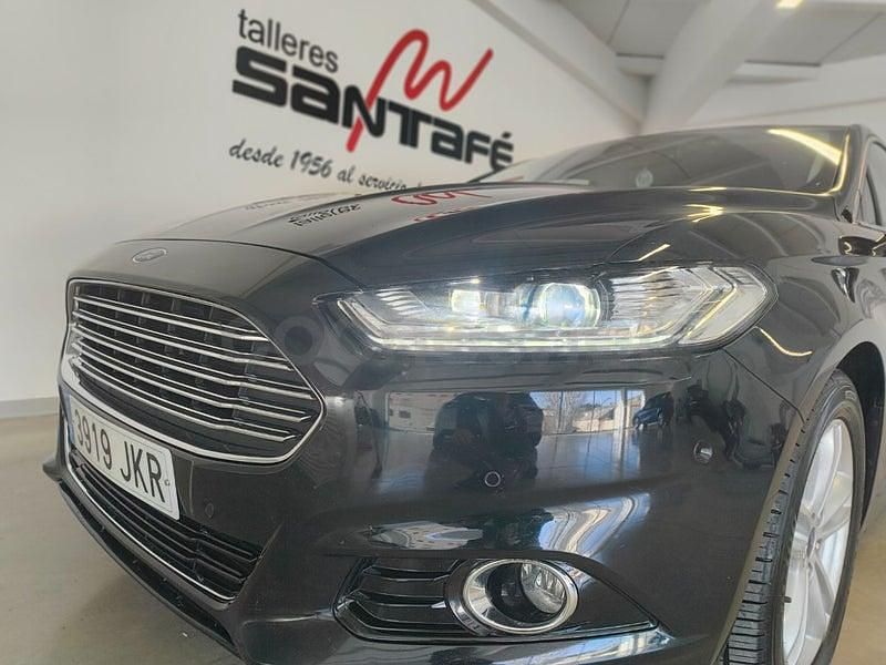 Usado Ford Mondeo Titanium 150 CV (110 kW) 2015 Negro Berlina
