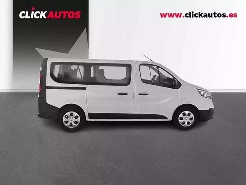 Usado Renault Trafic 151 CV (111 kW) 2024 Blanco Monovolumen