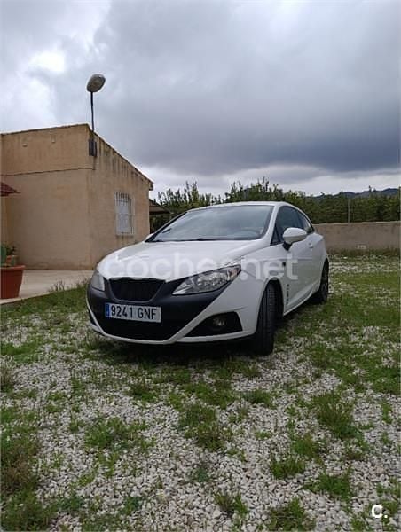 Usado Seat Ibiza SC Stylance 85 CV (62 kW) 2009 Blanco Utilitario