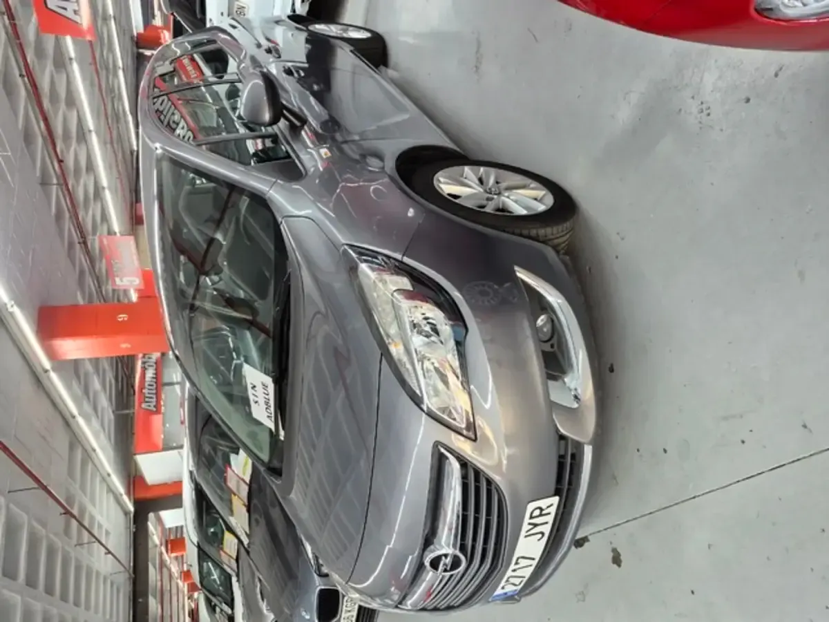 Usado Opel Meriva Excellence 110 CV (80 kW) 2017 Monovolumen