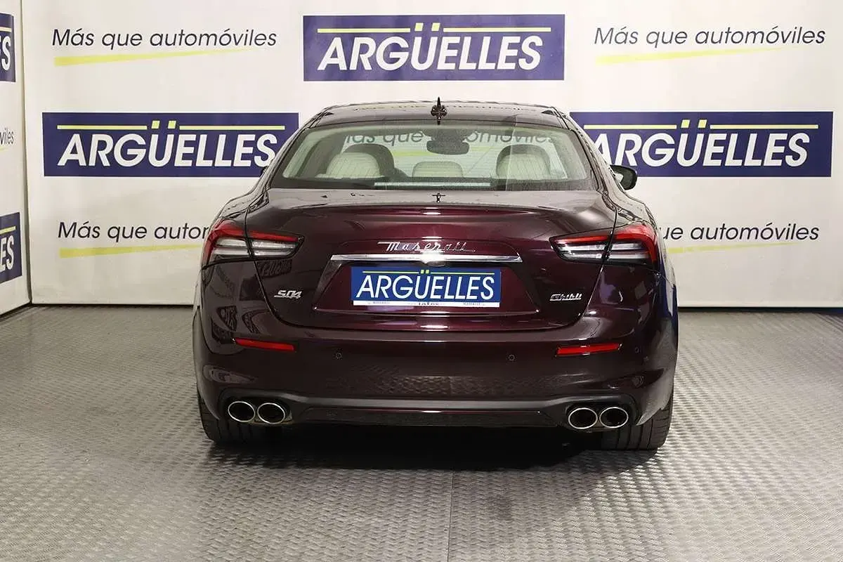 Usado Maserati 430 GranLusso 430 CV (316 kW) 2021 Amarillo Coupe