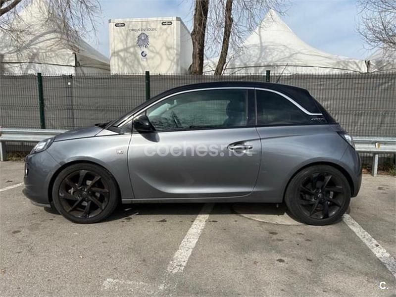 Usado Opel Adam Glam 87 CV (63 kW) 2017 Gris / plata Utilitario