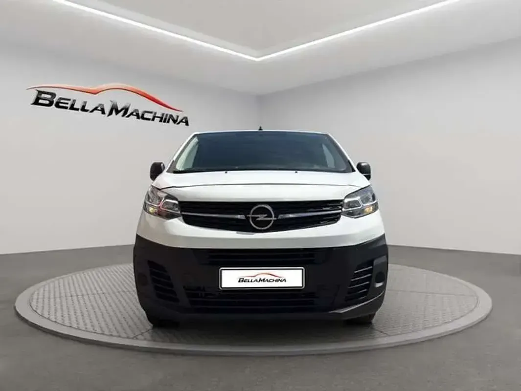 Usado Opel Vivaro 120 CV (88 kW) 2022 Blanco Monovolumen