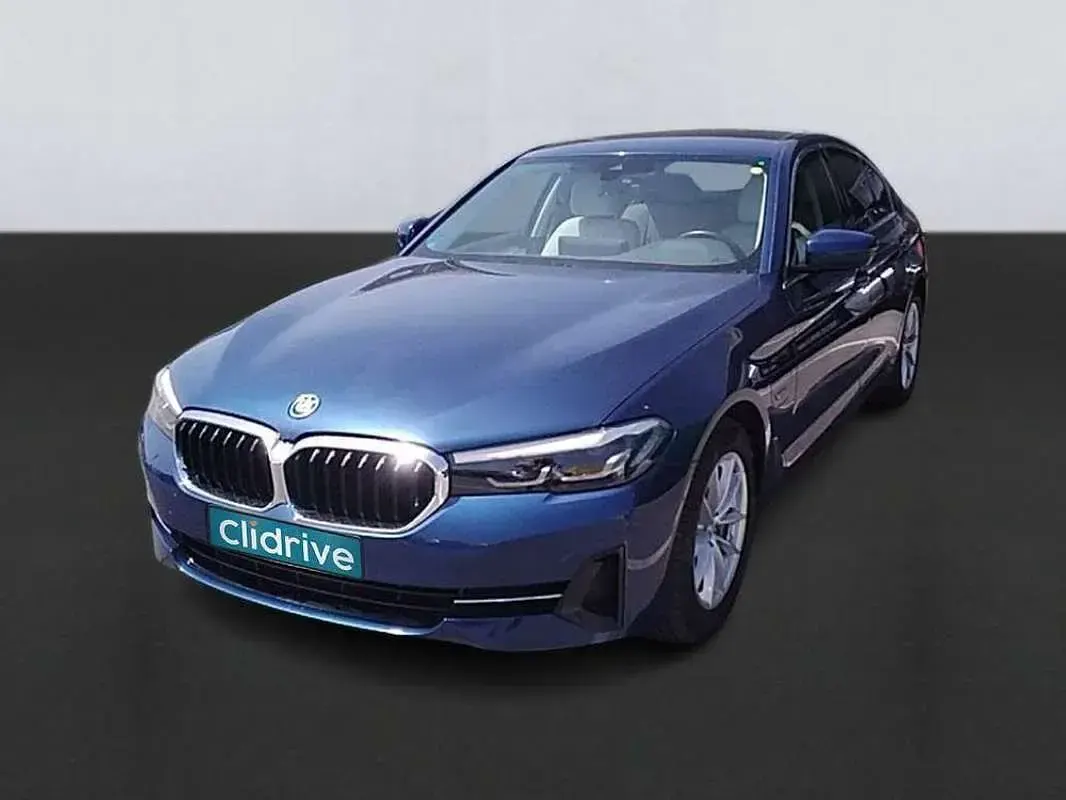 Usado BMW 530e Comfort Edition 184 CV (135 kW) 2022 Azul Berlina