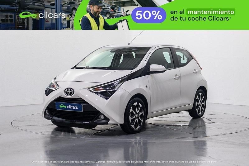 Usado Toyota Aygo X-play 72 CV (52 kW) 2019 Blanco Utilitario
