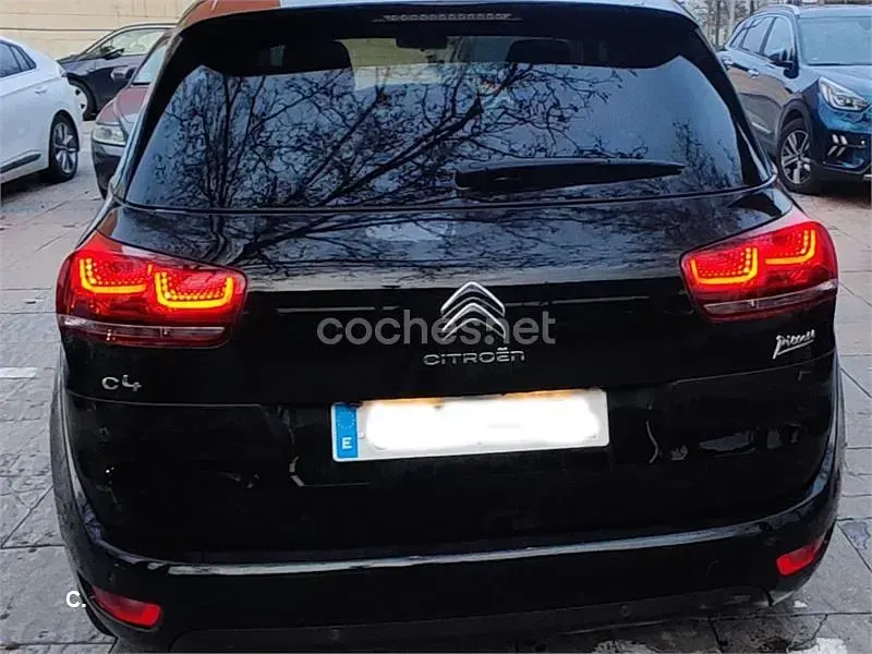 Usado Citroën C4 Picasso Feel 120 CV (88 kW) 2016 Negro Monovolumen