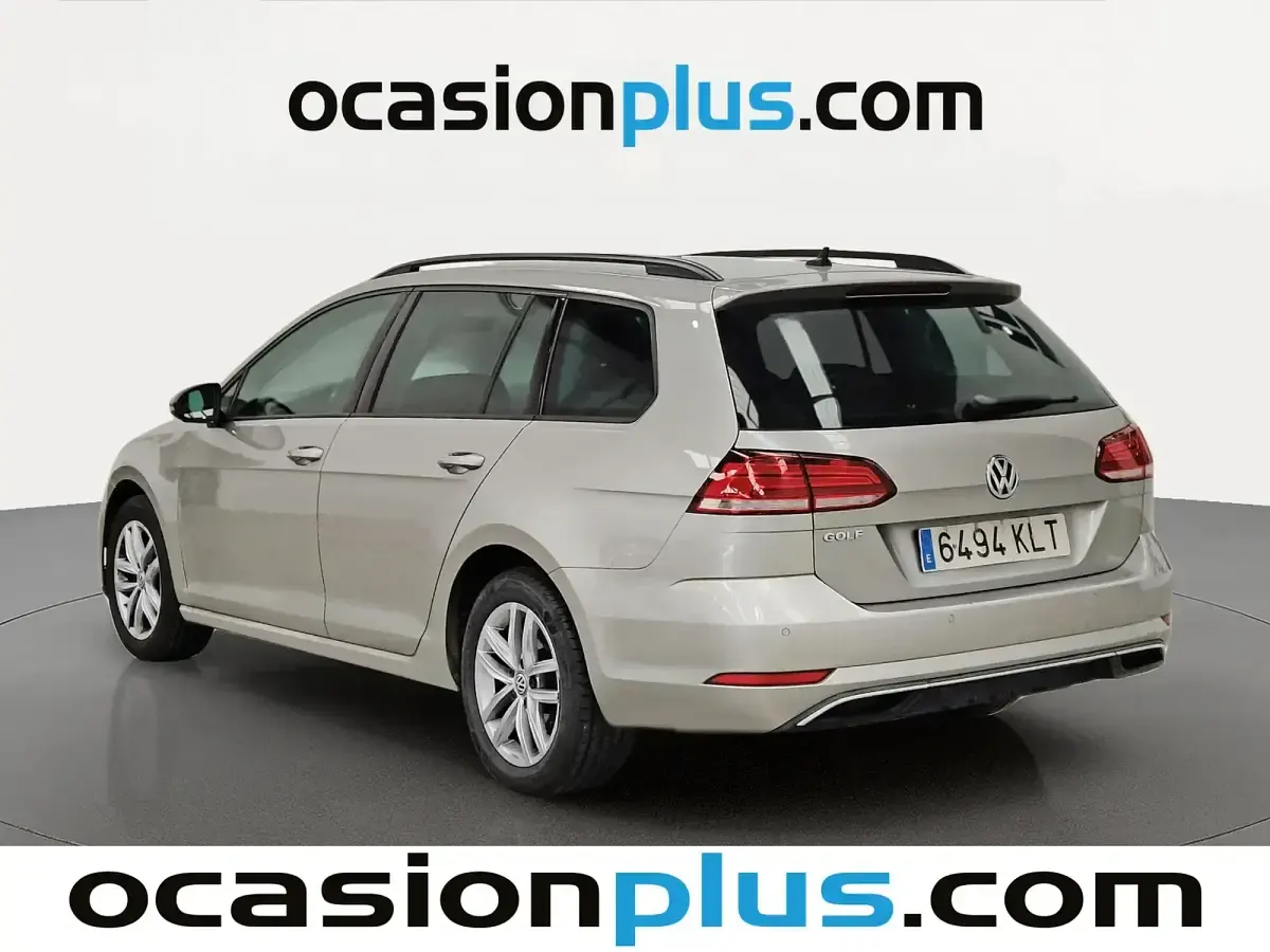 Usado VW Golf VII Advance 150 CV (110 kW) 2018 Gris Familiar
