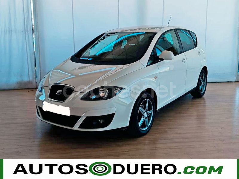 Blanco Usado 2015 Seat Altea XL I-Tech Monovolumen | 9990 € (Caro) - Imagen 1/4