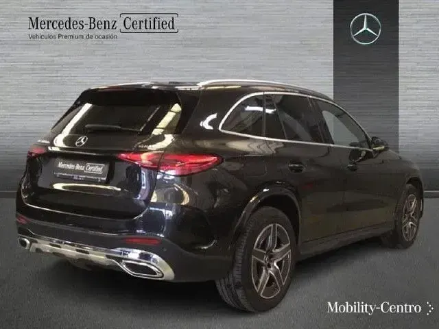 Usado Mercedes GLC300e 333 CV (244 kW) 2023 Gris grafito SUV