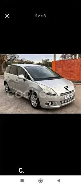 Usado Peugeot 5008 Allure 115 CV (84 kW) 2013 Gris / plata Monovolumen