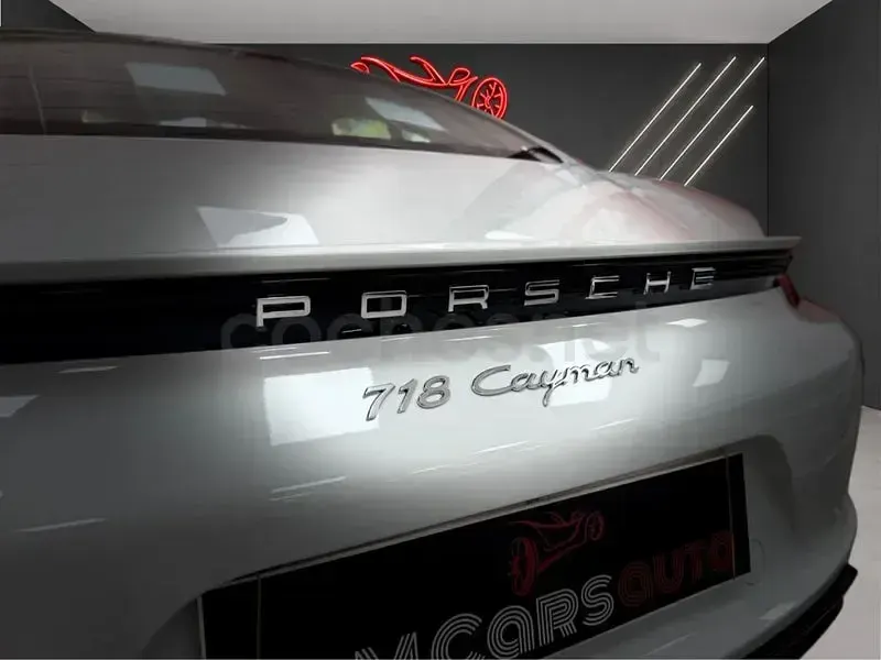 Usado Porsche 718 Cayman 300 CV (220 kW) 2019 Blanco Coupe