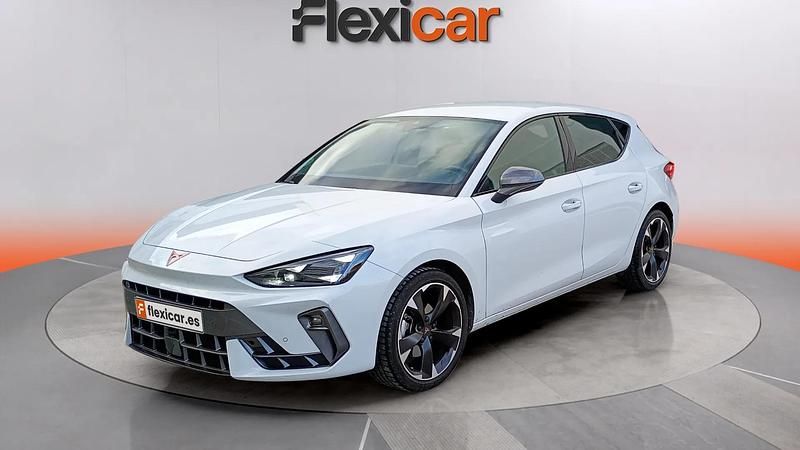 Usado Cupra Leon 150 HP (110 kW) 2024 Branco Sedan