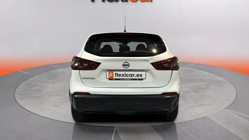 Usado Nissan Qashqai Acenta 140 CV (102 kW) 2021 Blanco SUV