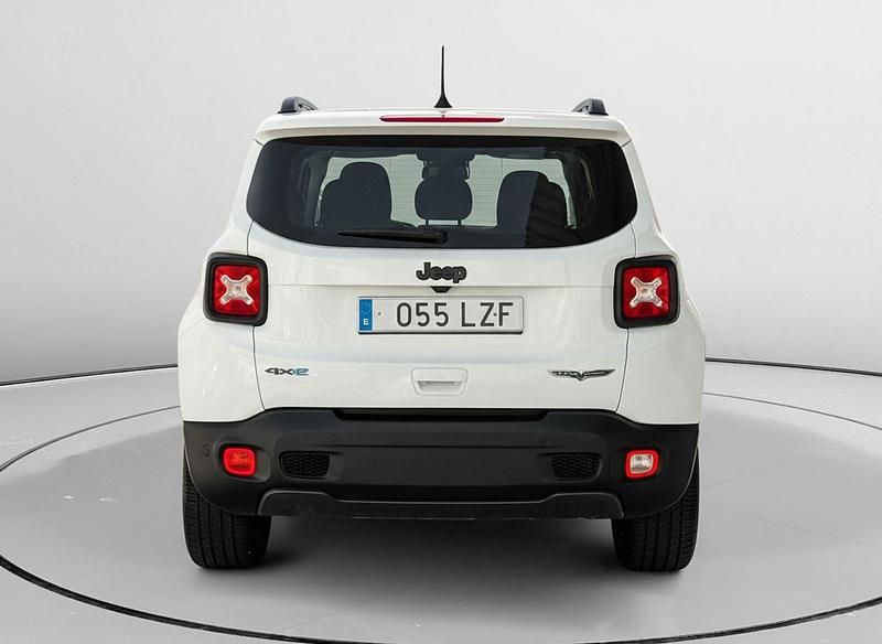 Usado Jeep Renegade Trailhawk 240 CV (176 kW) 2022 Blanco SUV