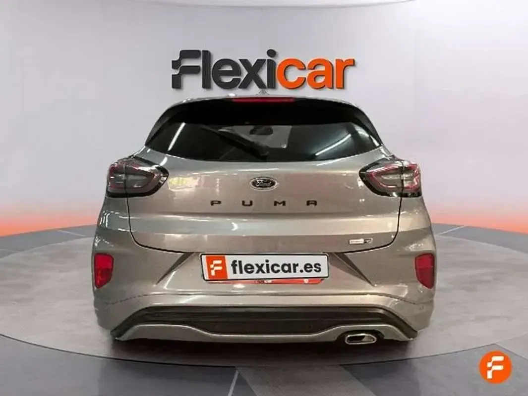 Usado Ford Puma ST-Line 125 CV (91 kW) 2023 Gris SUV