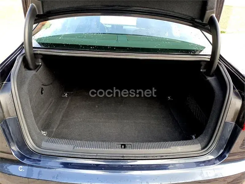 Usado Audi A6 Advanced 190 CV (139 kW) 2015 Azul Berlina