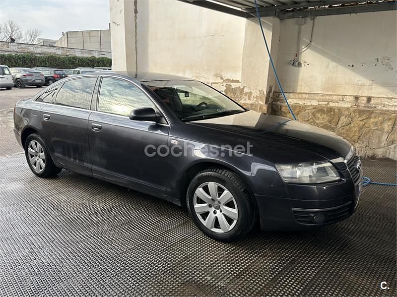 Käytetty Audi A6 180 HP (132 kW) 2007 Sininen Sedan
