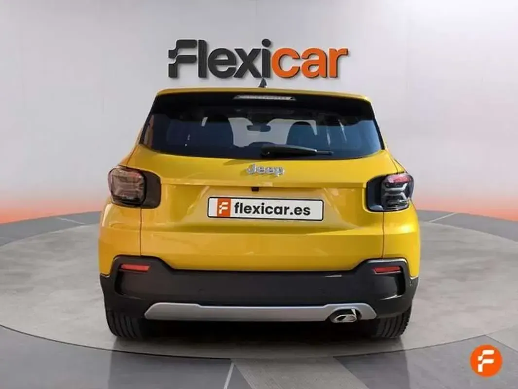 Usado Jeep Avenger Altitude 101 CV (74 kW) 2025 Amarillo SUV