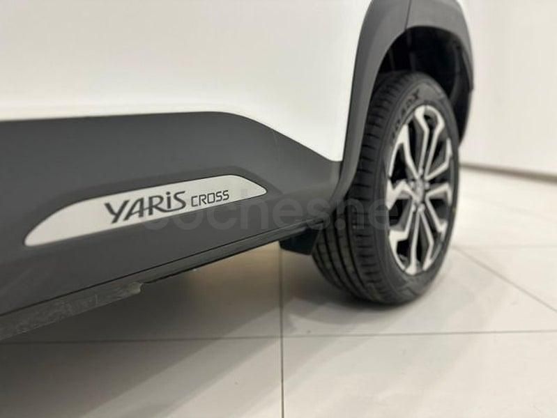 Usado Toyota Yaris Cross Active 116 CV (85 kW) 2024 Blanco SUV