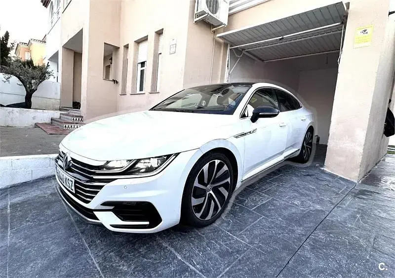 Usado VW Arteon R-line 190 CV (139 kW) 2019 Blanco Utilitario