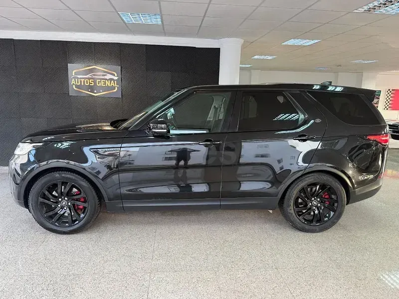 Usado Land Rover Discovery HSE Luxury 241 CV (177 kW) 2017 Negro SUV