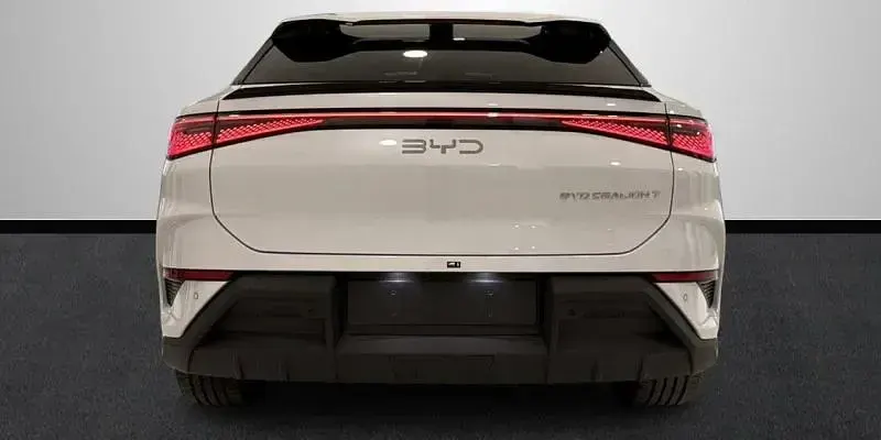 Nuevo BYD Sealion 7 Comfort 230 kW (313 CV) 2026 Blanco SUV