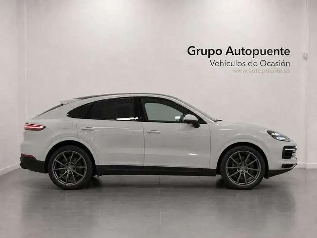 Usado Porsche Cayenne S 441 CV (324 kW) 2019 Gris SUV