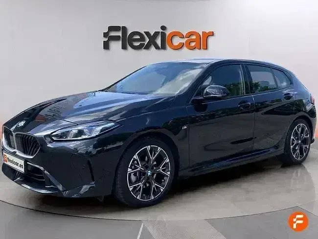 Usado BMW 120 170 CV (125 kW) 2025 Negro Utilitario
