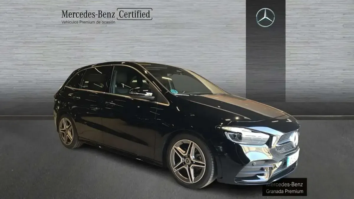 Usado Mercedes B200 150 CV (110 kW) 2024 Negro Utilitario