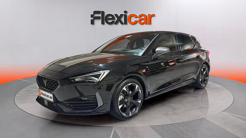 Usado Cupra Leon 150 CV (110 kW) 2023 Negro Berlina