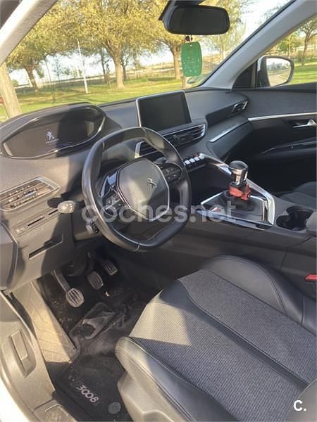 Käytetty Peugeot 3008 Active 130 HP (95 kW) 2019 Valkoinen Katumaasturi