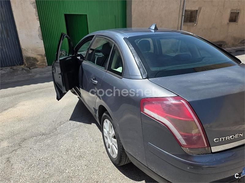 Usado Citroën C4 110 CV (80 kW) 2008 Gris / plata Berlina