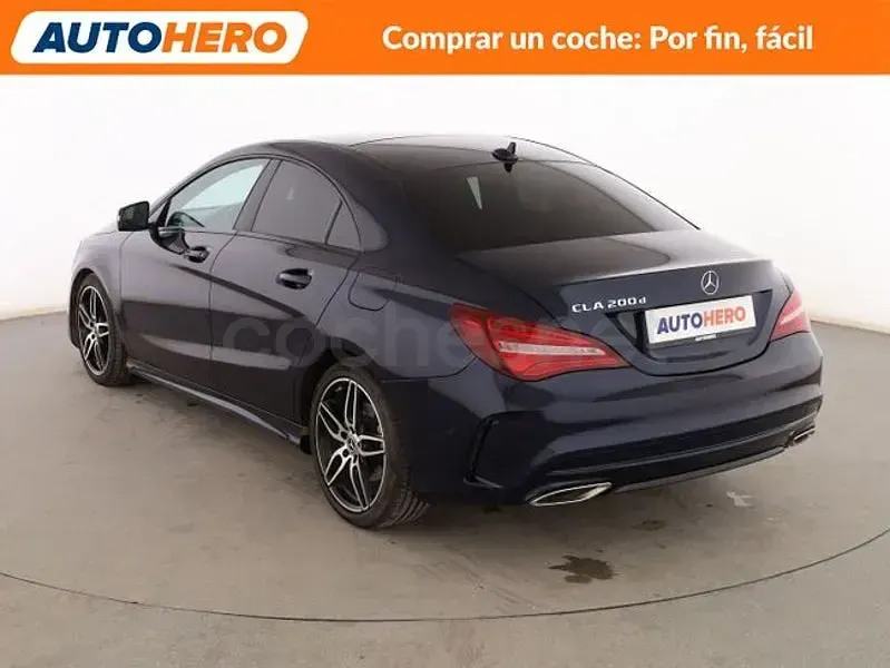 Usado Mercedes CLA200 136 CV (100 kW) 2018 Azul Coupe