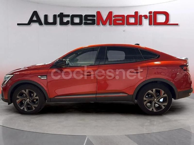 Usado Renault Arkana RS Line 145 CV (106 kW) 2022 Rojo SUV